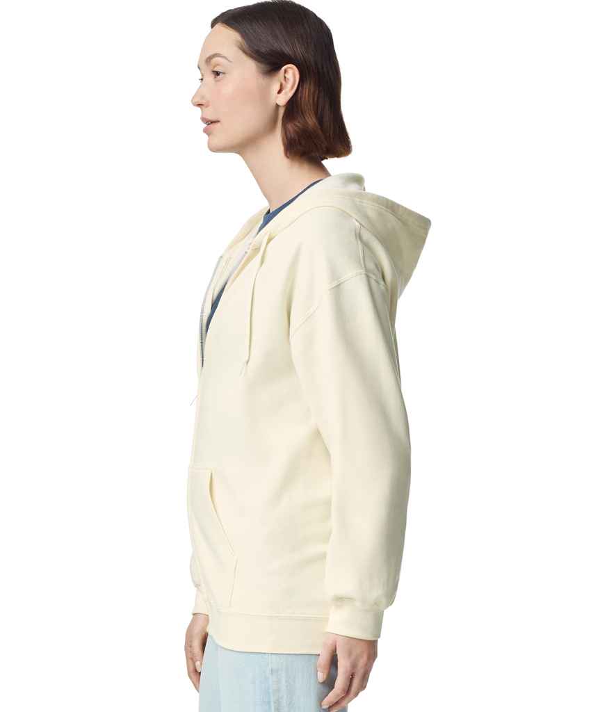 GD69 Off White Model